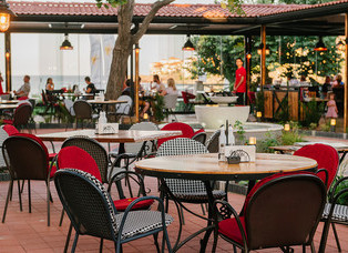 Matis Bar & Grill