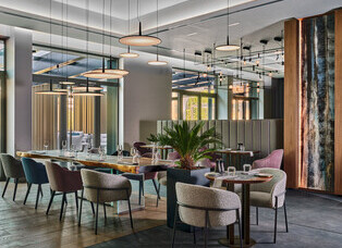 A PRIORI Restaurant & Garden